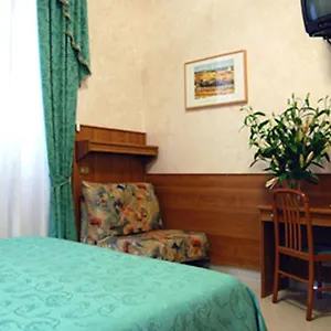 2* Hotel Papa Germano